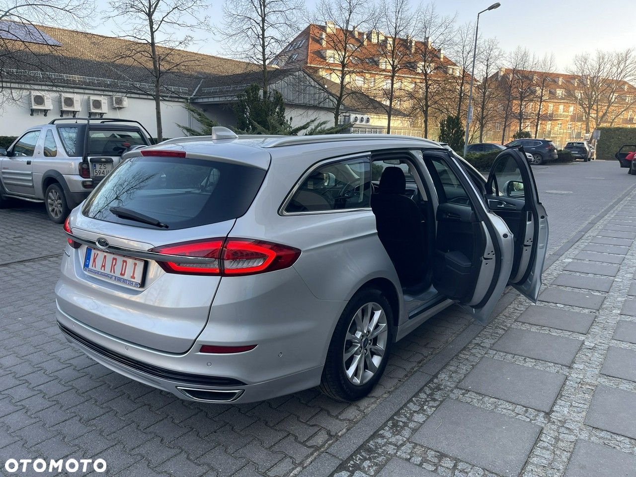 Ford Mondeo - 18