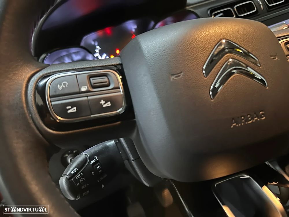 Citroën C3 1.2 PureTech Shine - 18