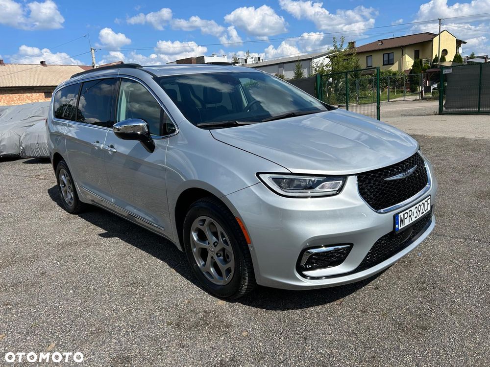 Chrysler Pacifica - 9