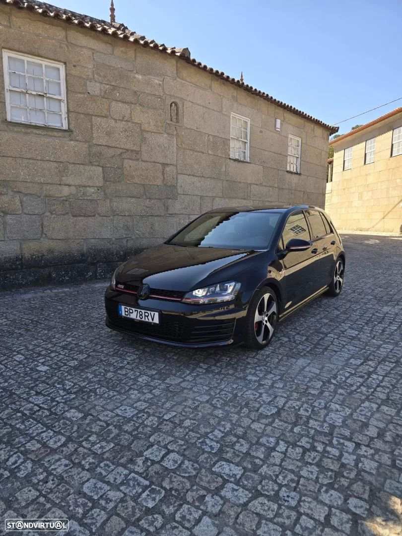 VW Golf 2.0 TSi GTi Performance - 4