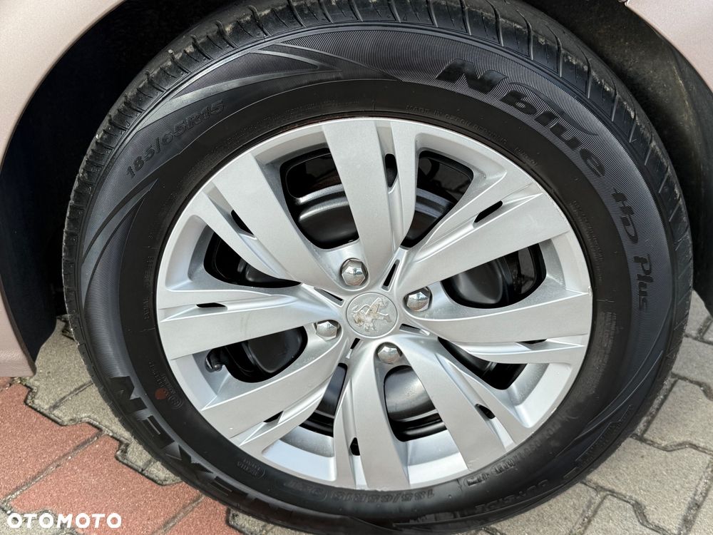 Peugeot 208 1.4 VTi Allure - 13