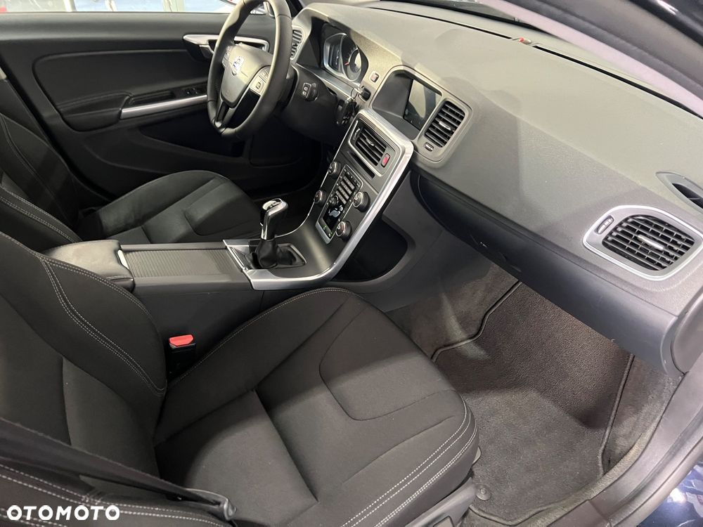Volvo V60 - 28