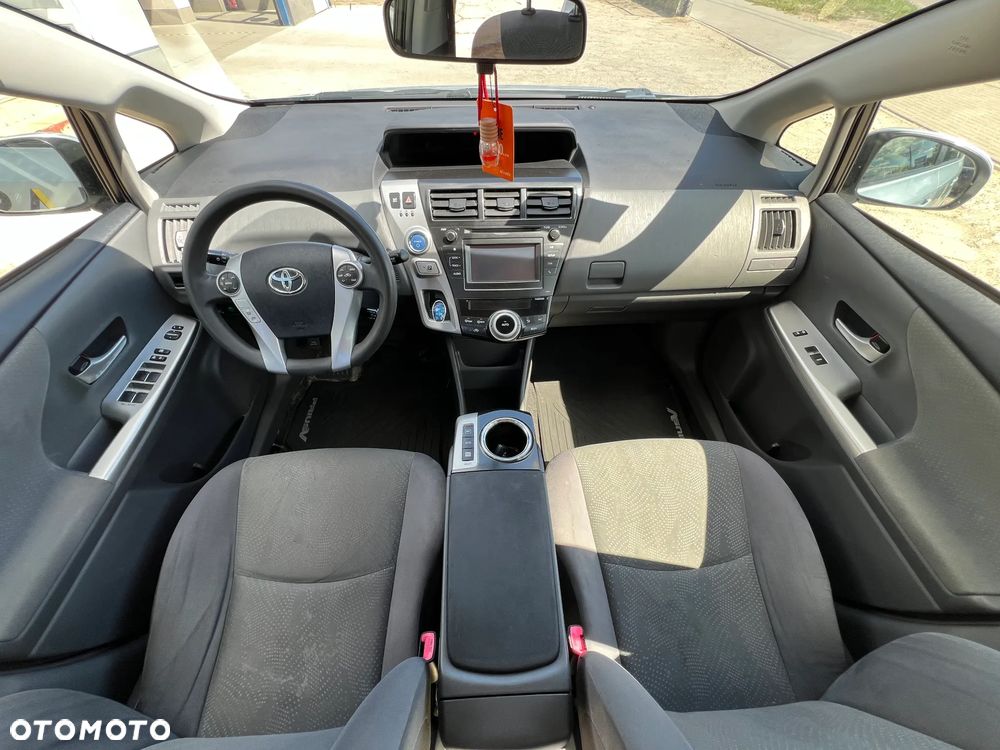 Toyota Prius+ - 12