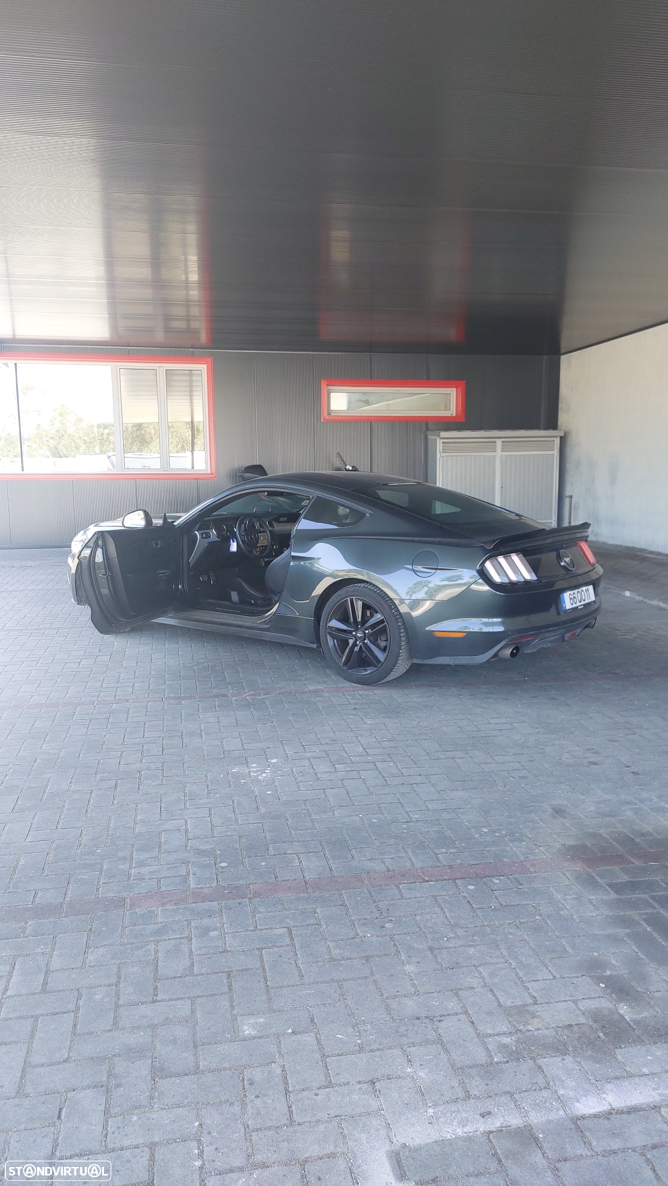 Ford Mustang 2.3i EcoBoost - 4