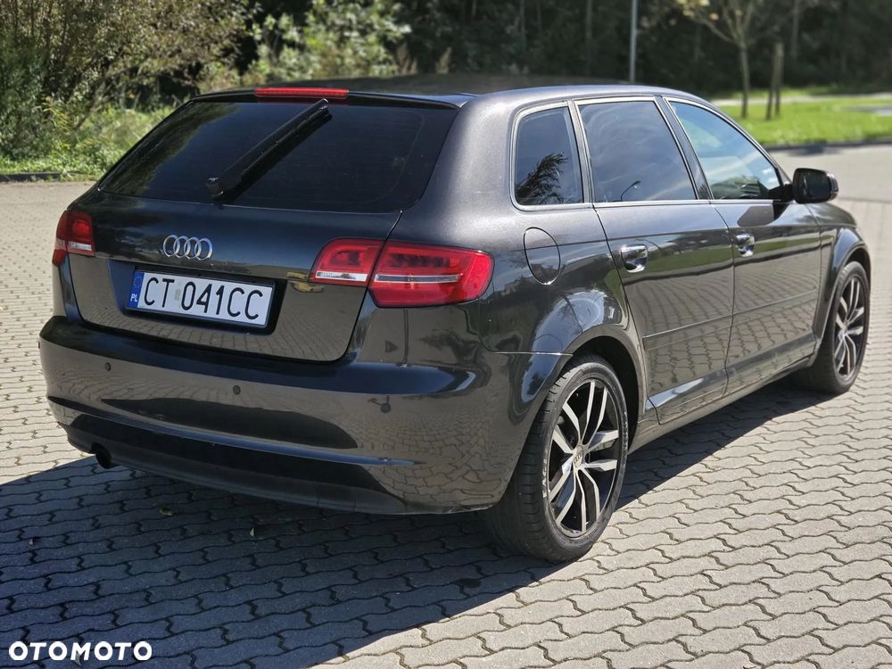 Audi A3 Sportback - 4