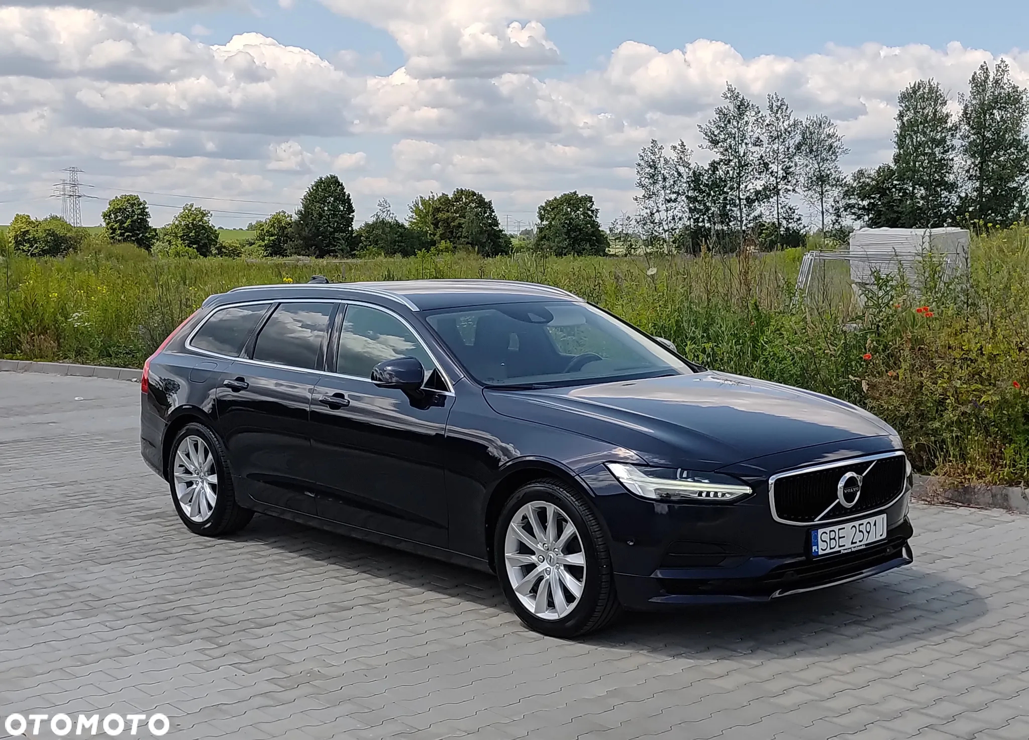 Volvo V90 D3 Momentum - 3