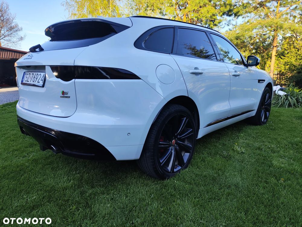 Jaguar F-Pace S AWD - 8