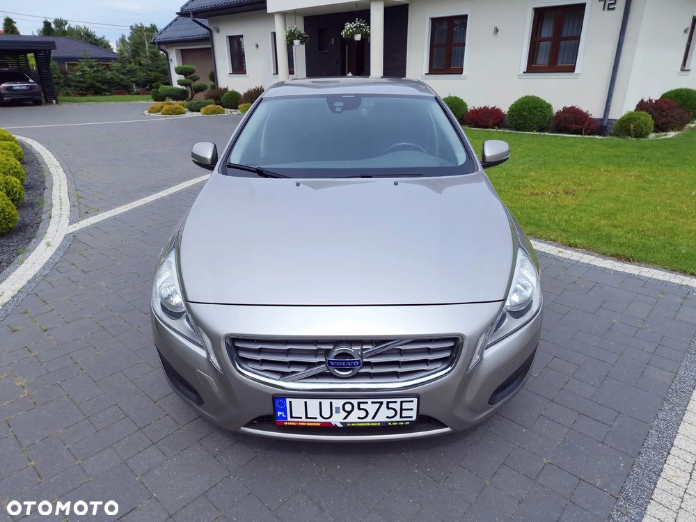 Volvo S60 D2 Kinetic - 2