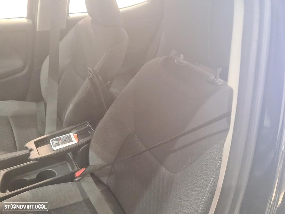 Toyota Yaris 2023 photo 5