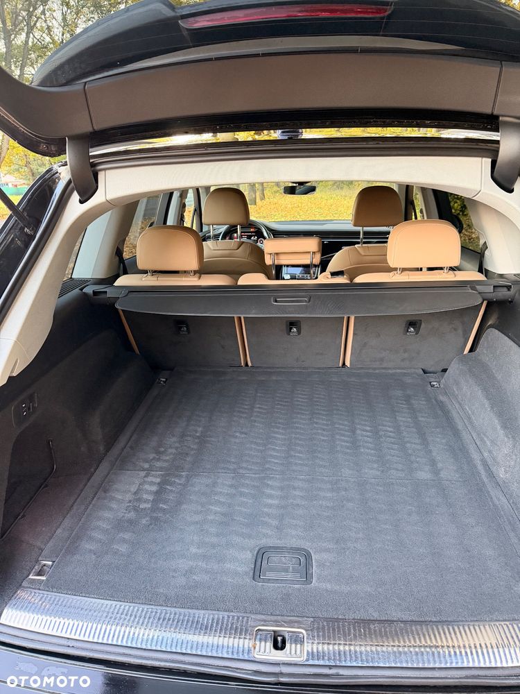 Audi Q7 - 8