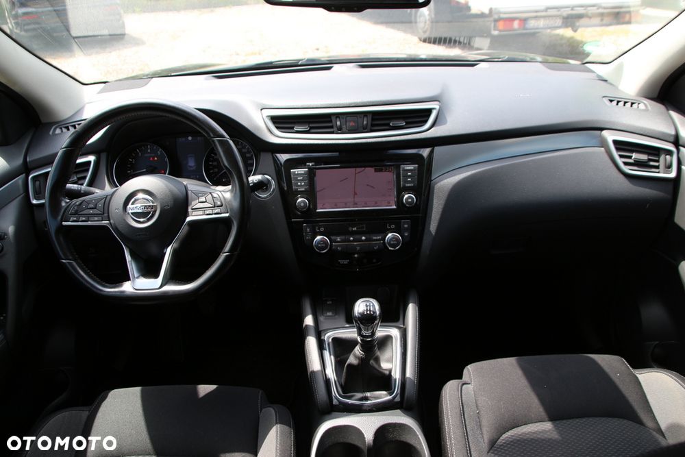 Nissan Qashqai 1.3 DIG-T Tekna - 18
