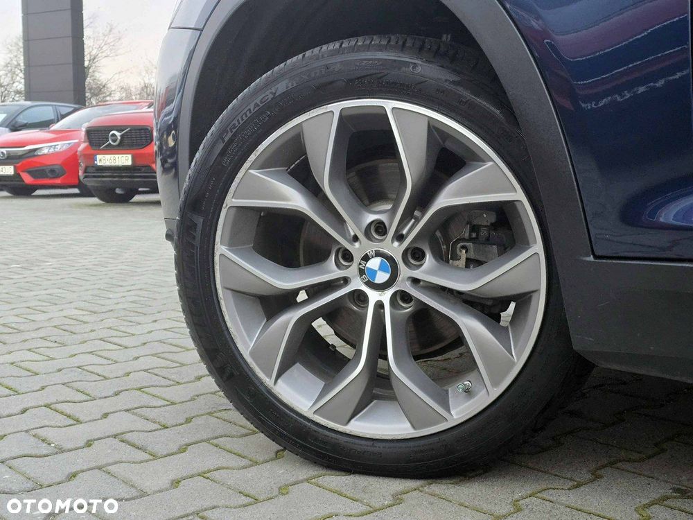 BMW X4 xDrive28i xLine - 16