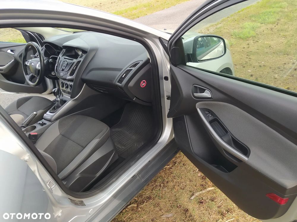 Ford Focus 1.6 TDCi Ambiente - 20