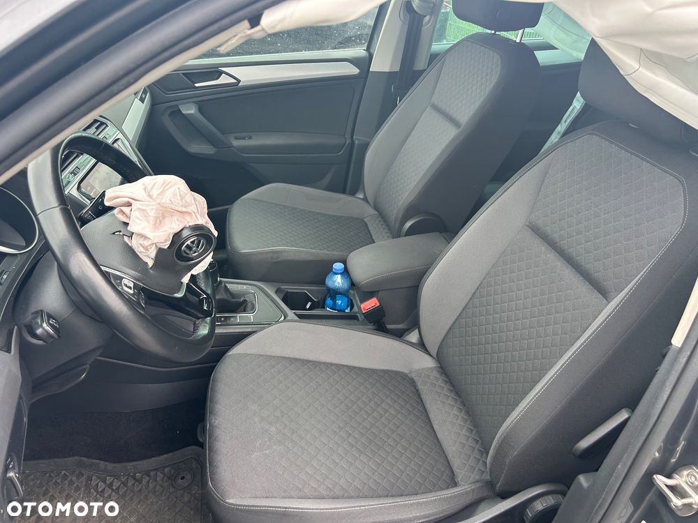 Volkswagen Tiguan 1.5 TSI ACT OPF Comfortline - 9