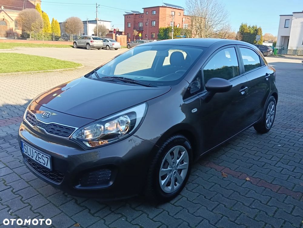 Kia Rio 1.2 M - 24
