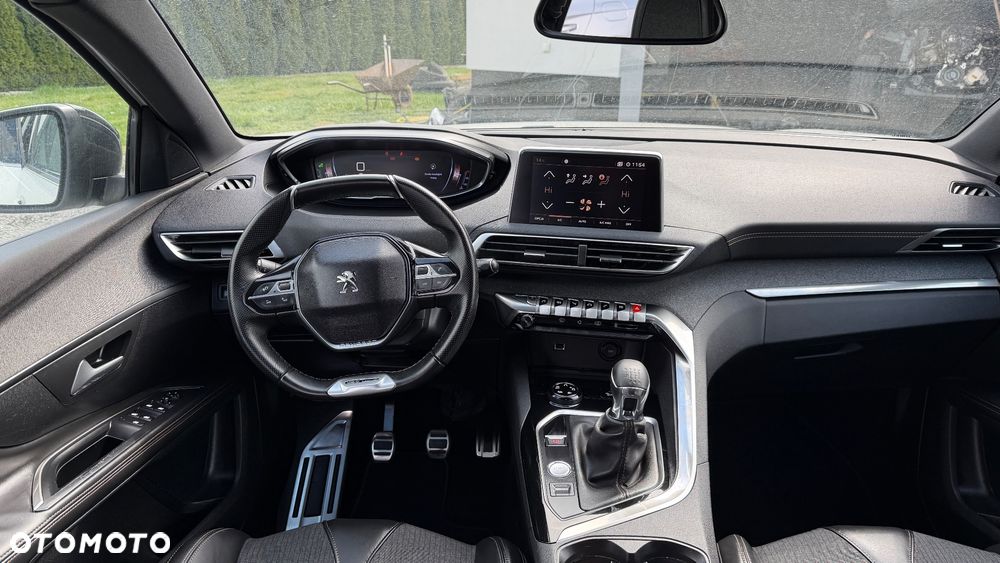 Peugeot 5008 1.6 BlueHDi Style 7os - 38