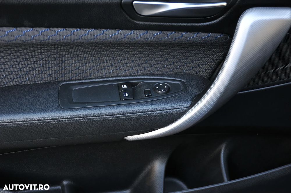 BMW Seria 1 116d Sport Line - 32