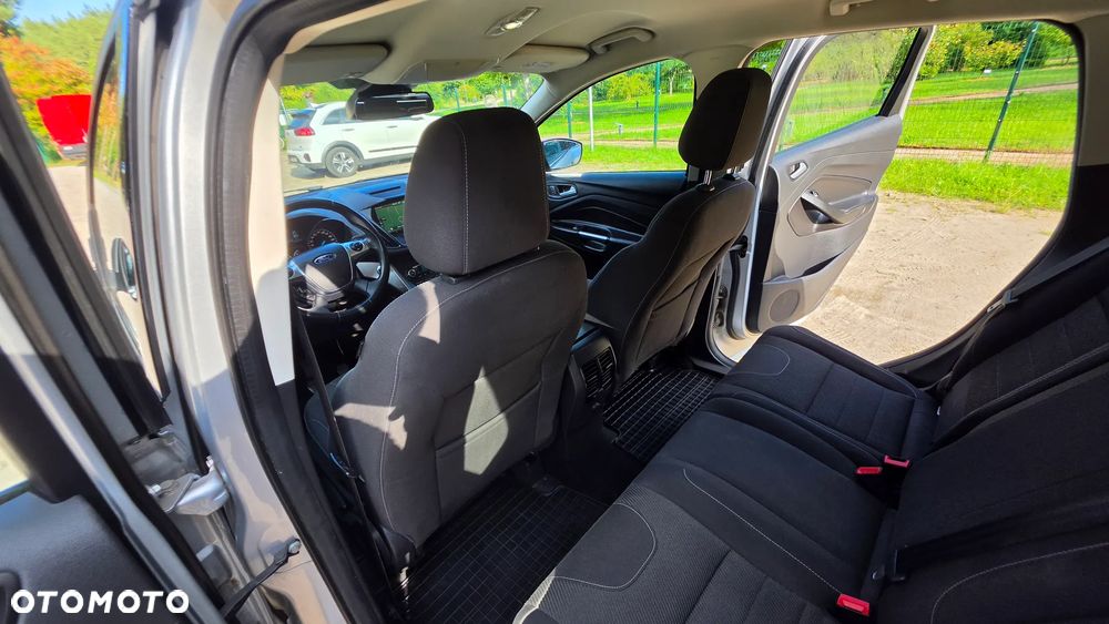 Ford Kuga 2.0 TDCi 4x4 SYNC - 31