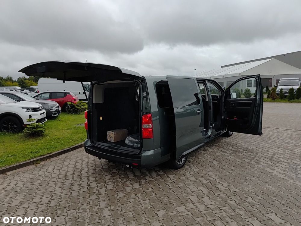 Opel Zafira 2.2 Diesel XL Business VIP - 17