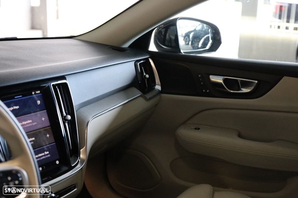 Volvo V60 2.0 T6 AWD TE Plus Bright - 16