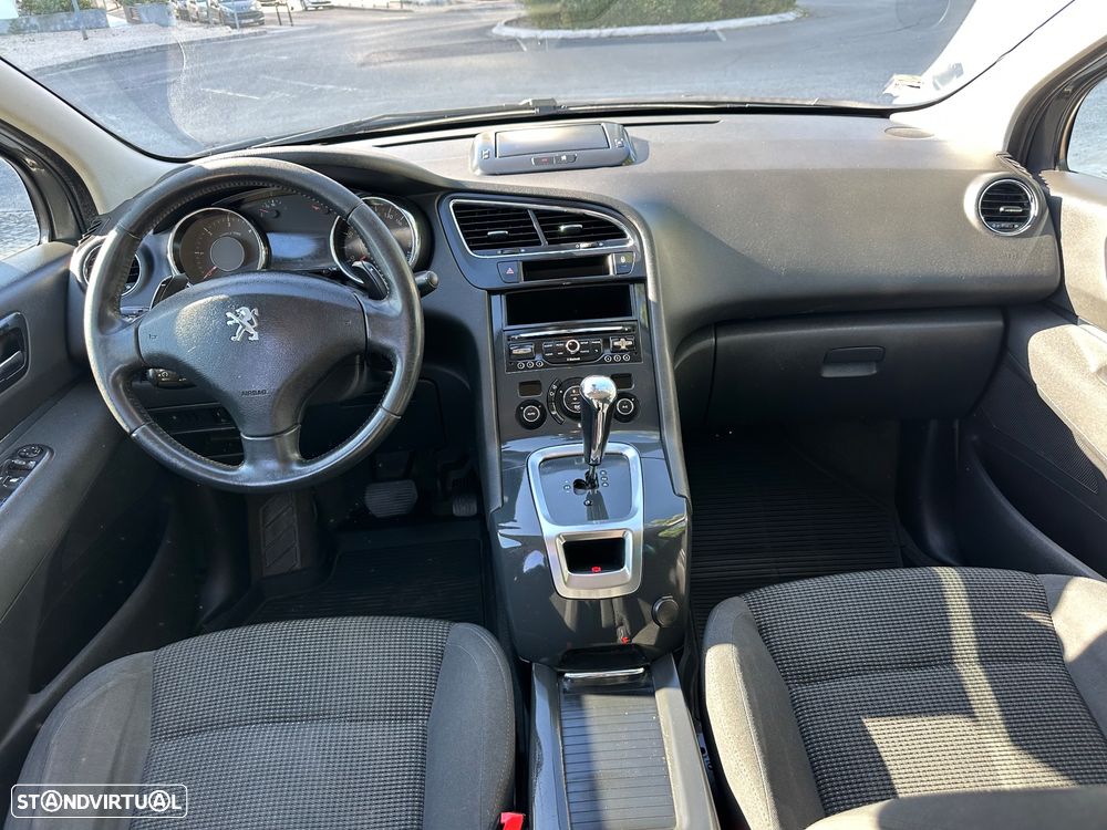 Peugeot 5008 1.6 E-HDi 7L Allure 2-Tronic - 26