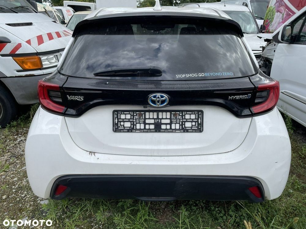 Toyota Yaris - 7