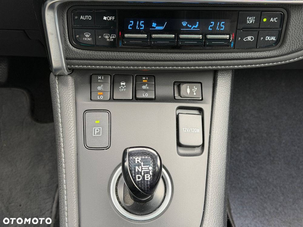 Toyota Auris 1.8 VVT-i Automatik Free Style - 20