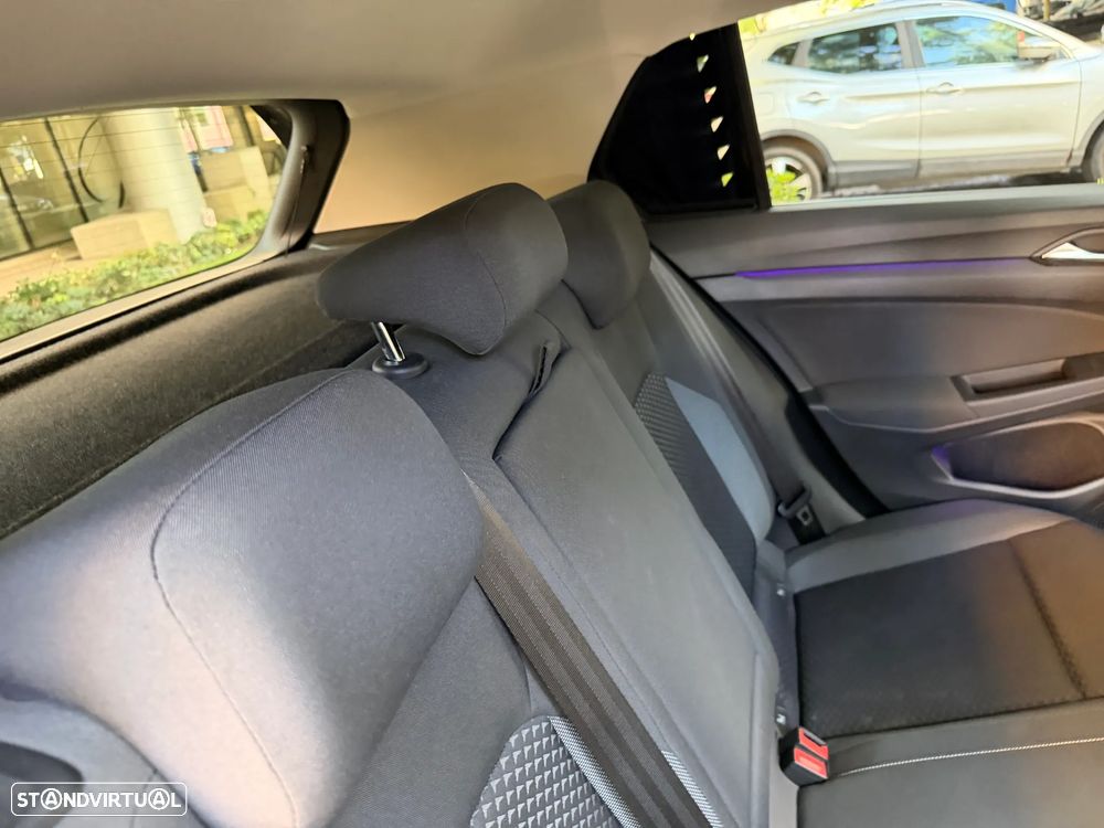 VW Golf 1.0 TSI Sportline - 23