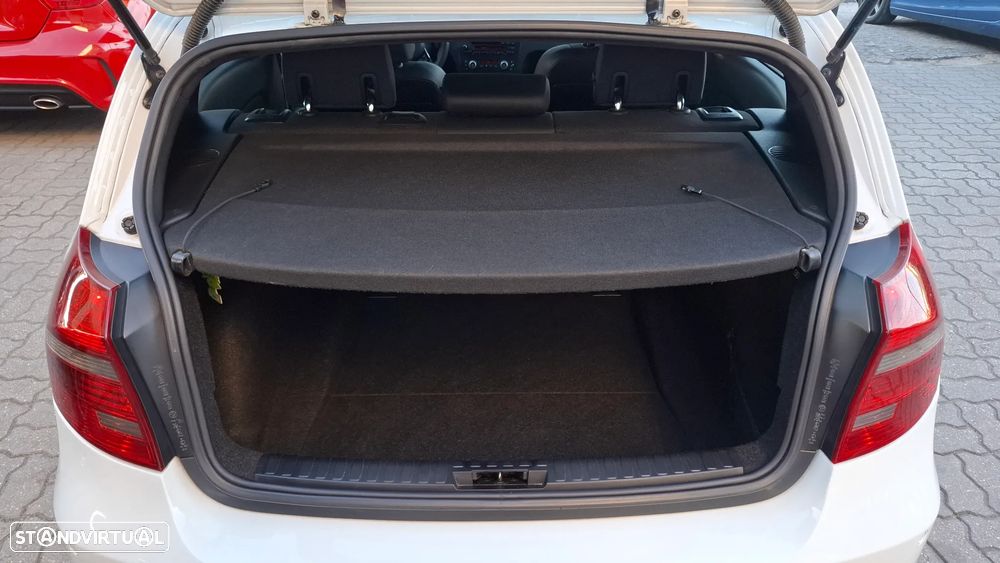 BMW 118 - 40