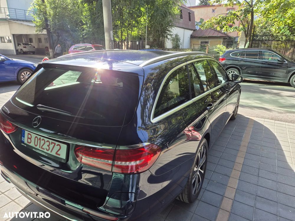 Mercedes-Benz E 300 T-Modell Aut - 4