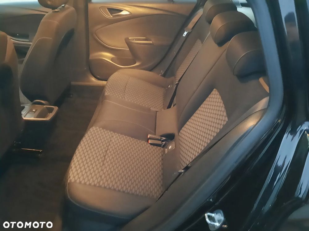 Opel Astra 1.6 CDTI Enjoy S&S - 18