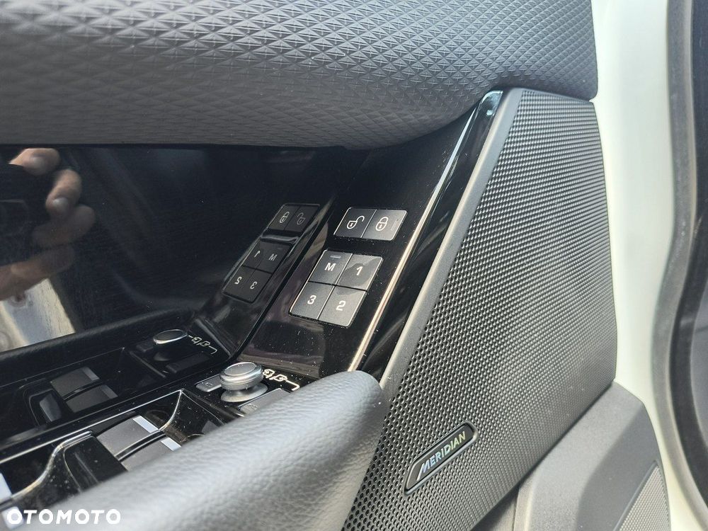 Land Rover Range Rover Velar - 25