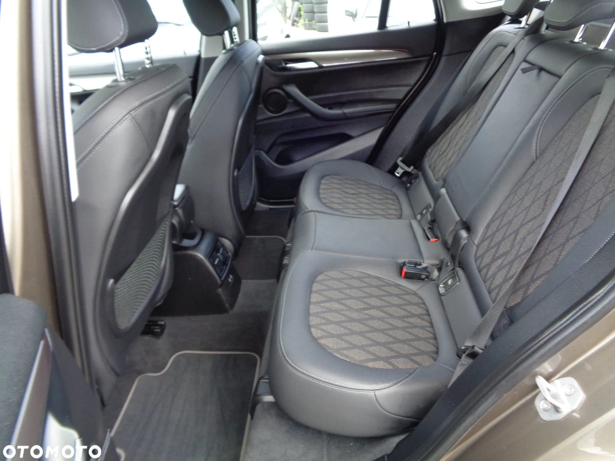 BMW X1 sDrive20i GPF M Sport - 16