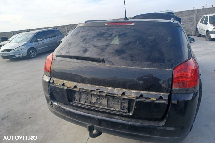 Cui tractare Opel Signum C  [din 2003 pana  2005] Hatchback 1.9 CDTI - 7