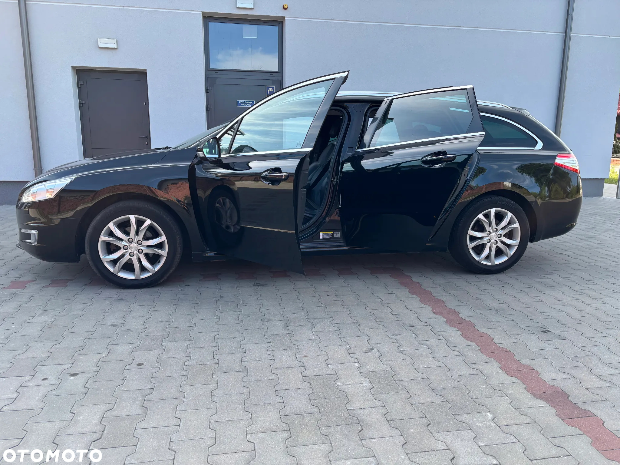 Peugeot 508 SW HDi FAP 140 Active - 29