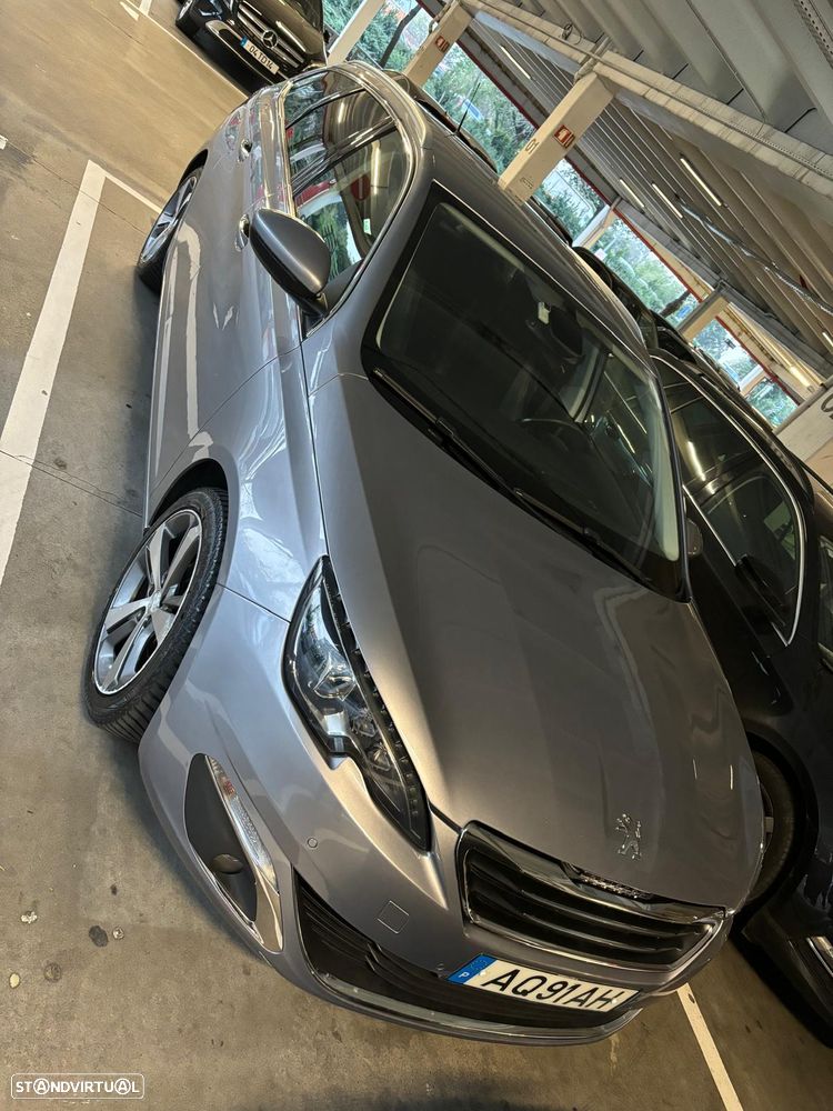 Peugeot 308 SW BlueHDi 120 EAT6 Stop & Start Allure - 2