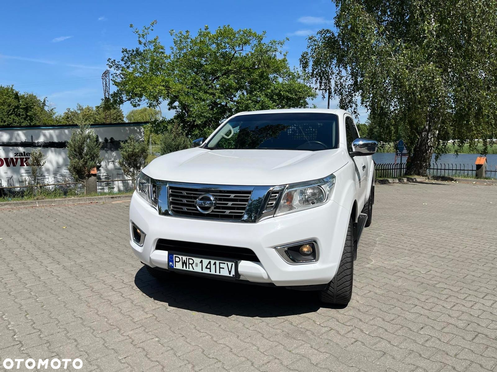 Nissan Navara DC 4x4 S&S Visia - 2