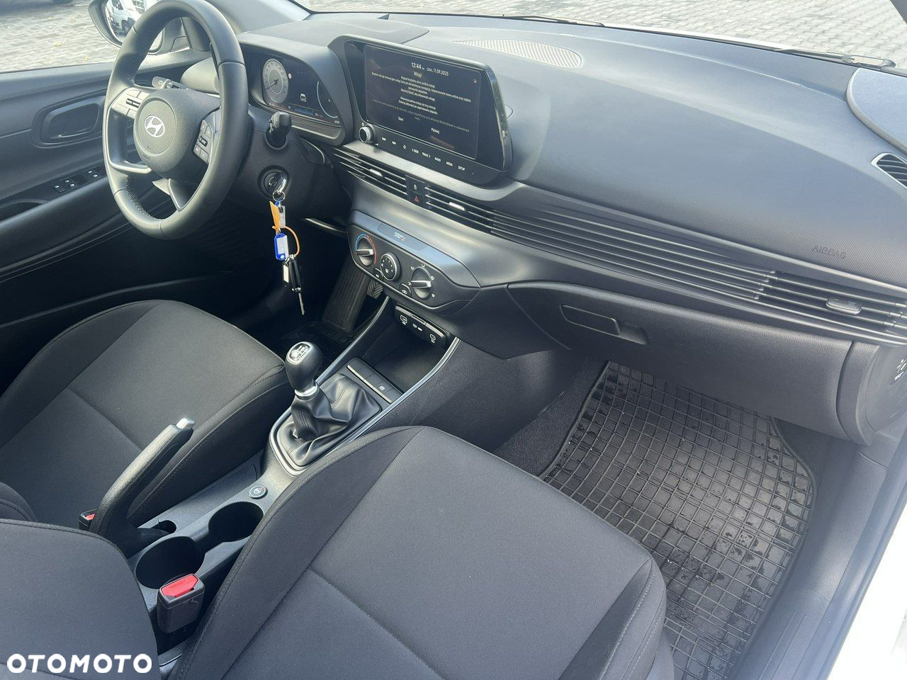 Hyundai i20 - 11