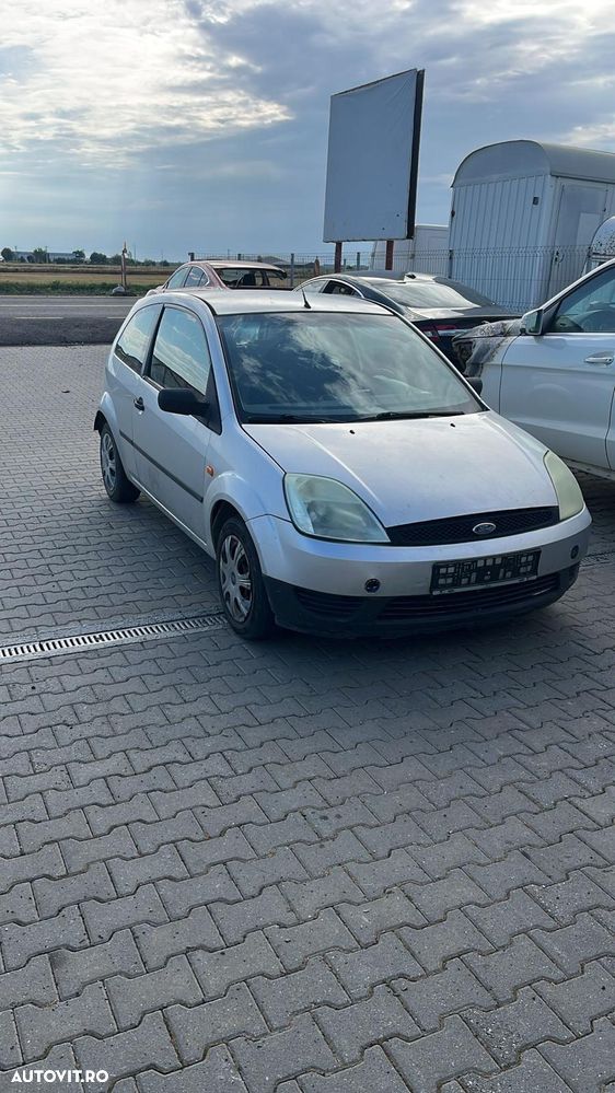 Dezmembram Ford Fiesta 1.4 Diesel din 2004 - 1