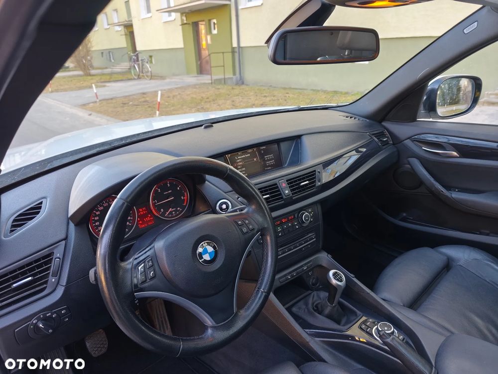 BMW X1 sDrive20d - 16
