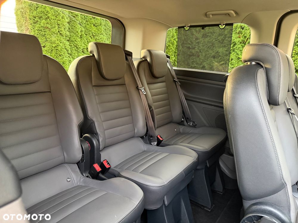 Ford Tourneo Custom 2.0 EcoBlue L1 Titanium - 17