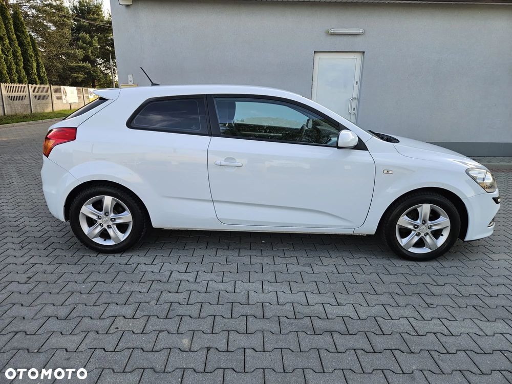 Kia ProCeed 1.4 CVVT Dream-Team Edition - 7