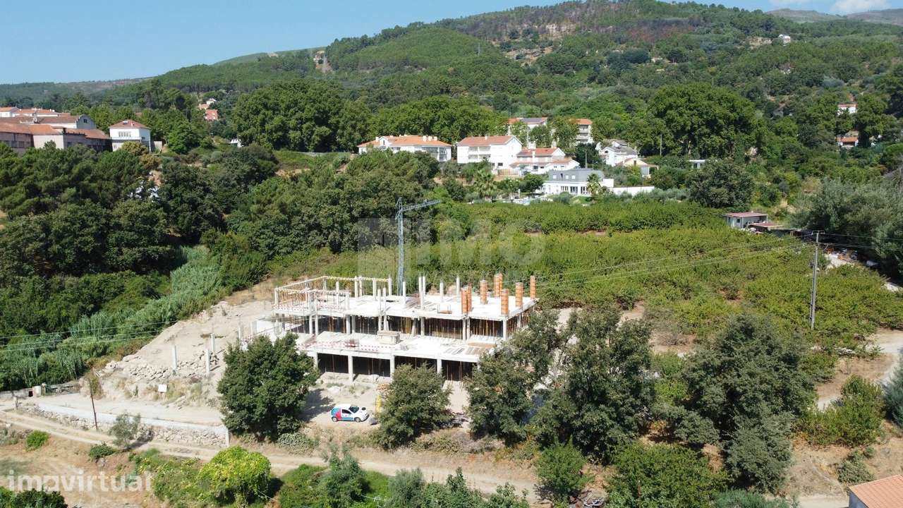 Moradias T4 e Piscina | A 5 Minutos da Covilhã - Grande imagem: 5/9