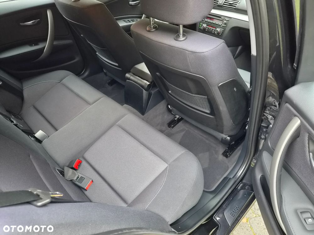BMW Seria 1 - 13