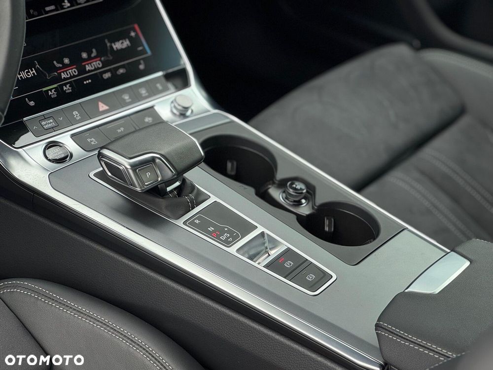 Audi A7 Sportback - 12