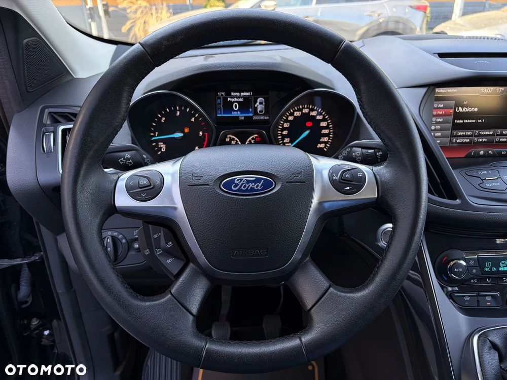 Ford Kuga 2.0 TDCi FWD Titanium - 23