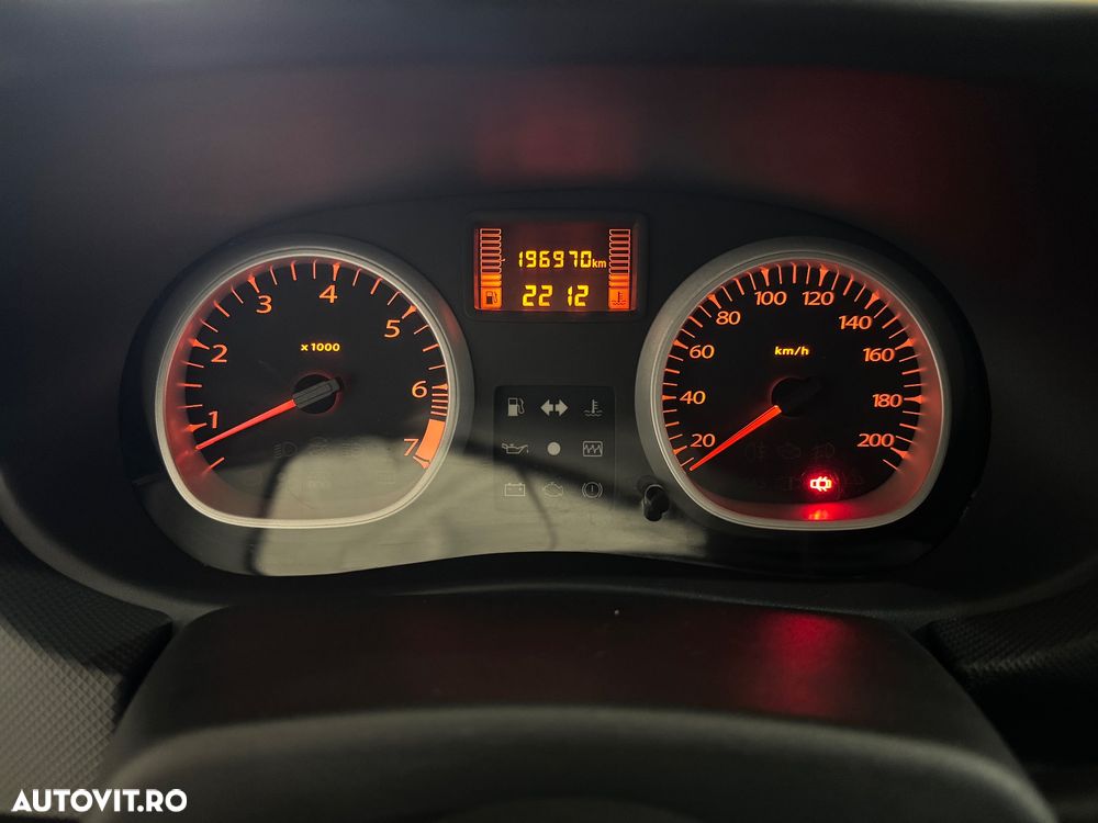Dacia Duster 1.6 4x2 Laureate - 8