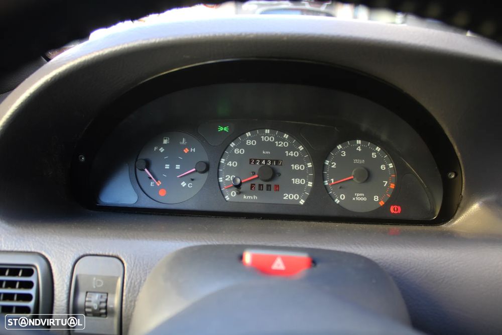 Fiat Punto Sport 16V - 32