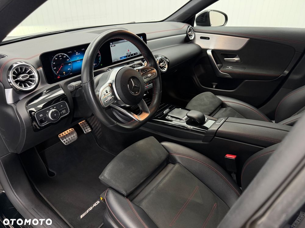 Mercedes-Benz CLA 250 E AMG Line 8G-DCT - 5