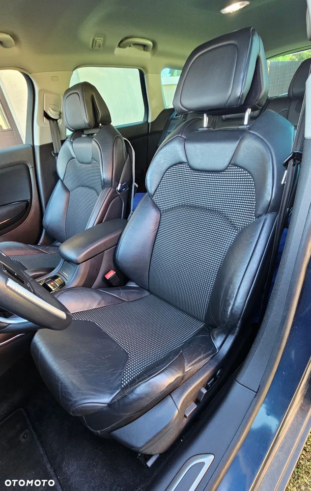 Citroën C5 HDi 165 FAP Exclusive - 12